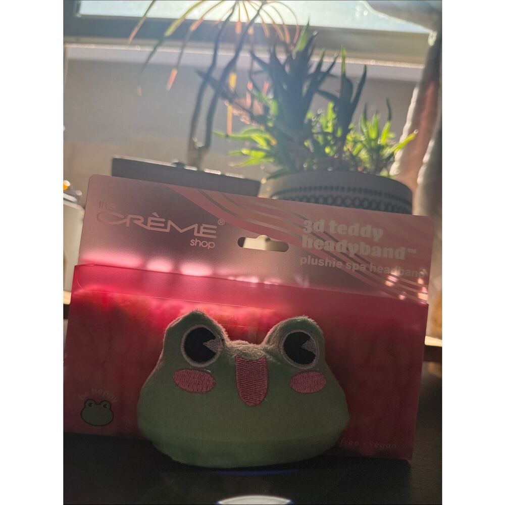 The Crème Shop Green Frog Plush Headband